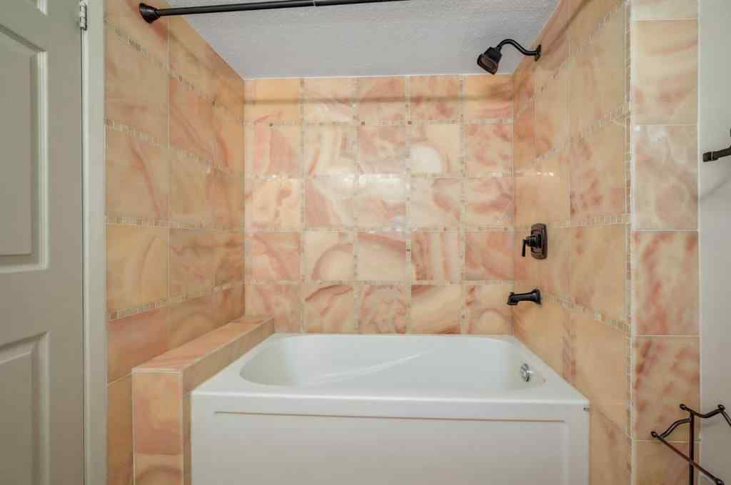 MLS® A2254334 - Unit #292 20 Coachway Road SW in Coach Hill Calgary, Residential