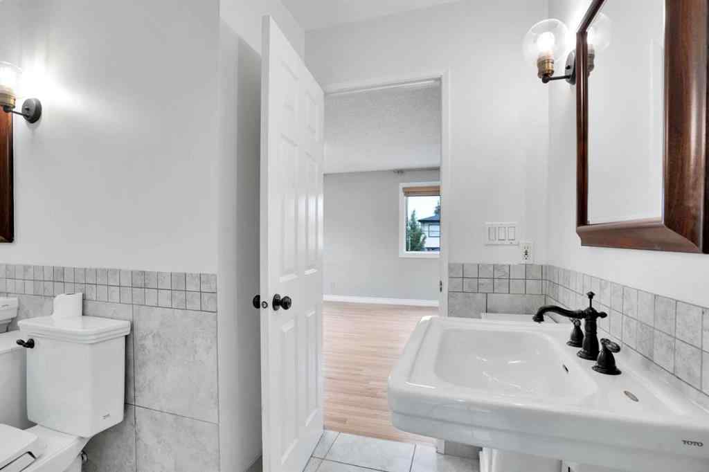 MLS® A2254337 - 524 21 Avenue NW in Mount Pleasant Calgary, Residential