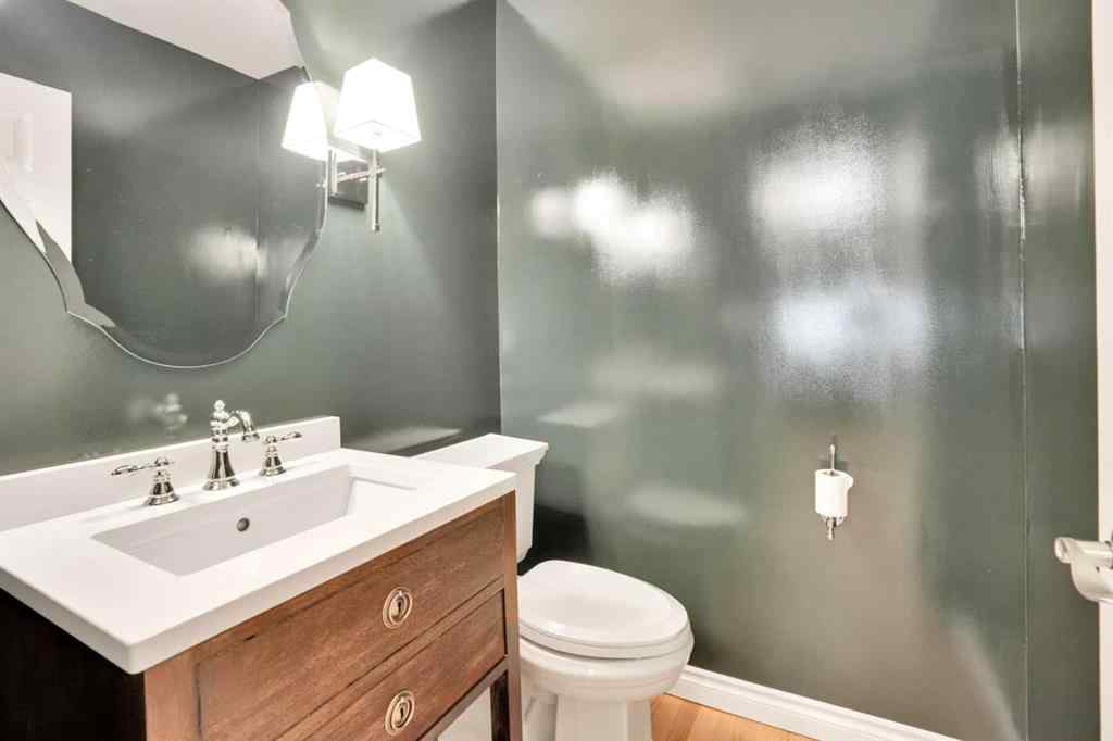 MLS® A2254337 - 524 21 Avenue NW in Mount Pleasant Calgary, Residential