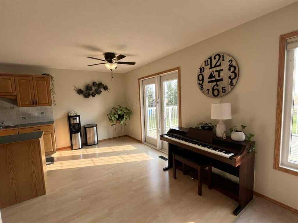 MLS® A2254344 - 145040 RGE RD 181   in NONE Enchant, Residential