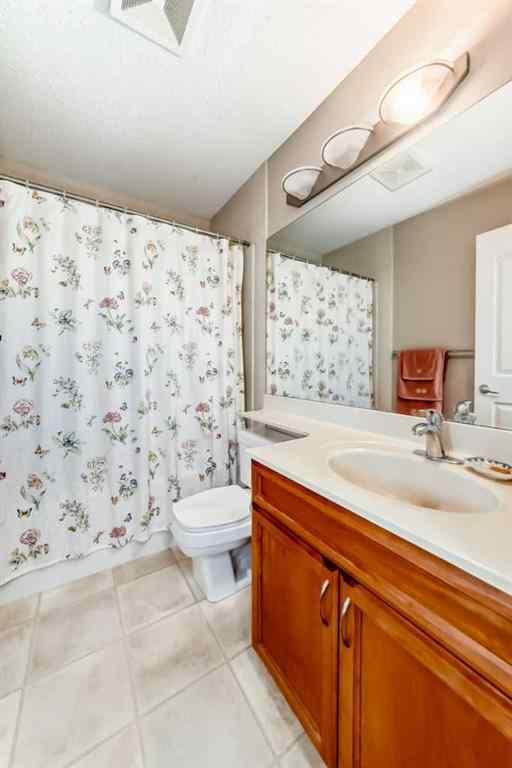 MLS® A2254347 - 103 Sienna Park Heath SW in Signal Hill Calgary, Residential