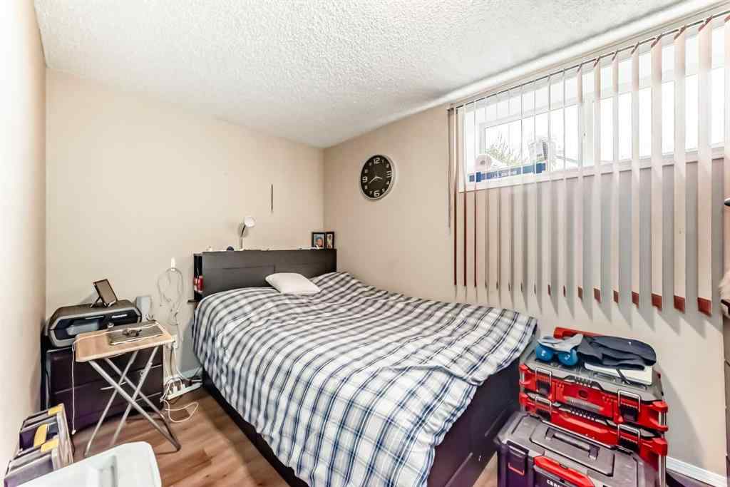 MLS® A2254347 - 103 Sienna Park Heath SW in Signal Hill Calgary, Residential
