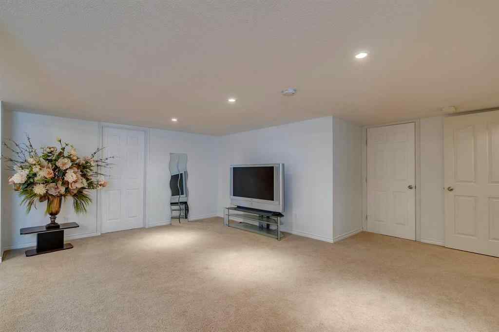 MLS® A2254348 - 327 Cranleigh View SE in Cranston Calgary, Residential