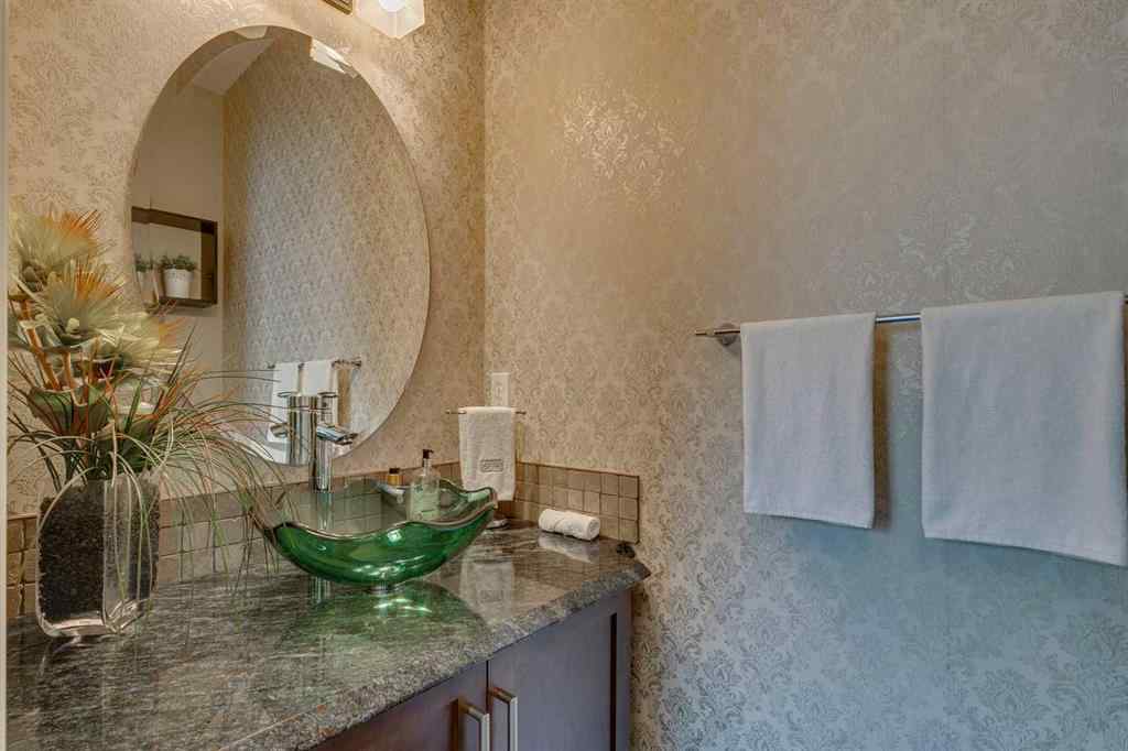MLS® A2254348 - 327 Cranleigh View SE in Cranston Calgary, Residential