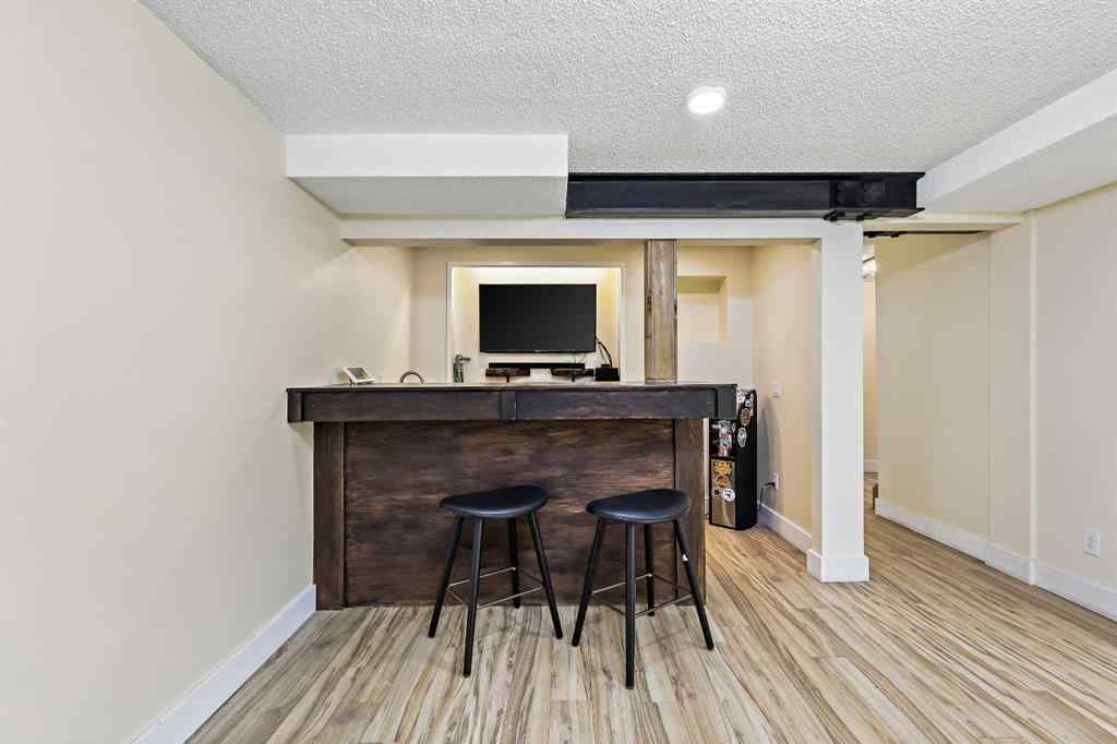 MLS® A2254349 - 24 Westridge Drive SW in Westridge Okotoks, Residential