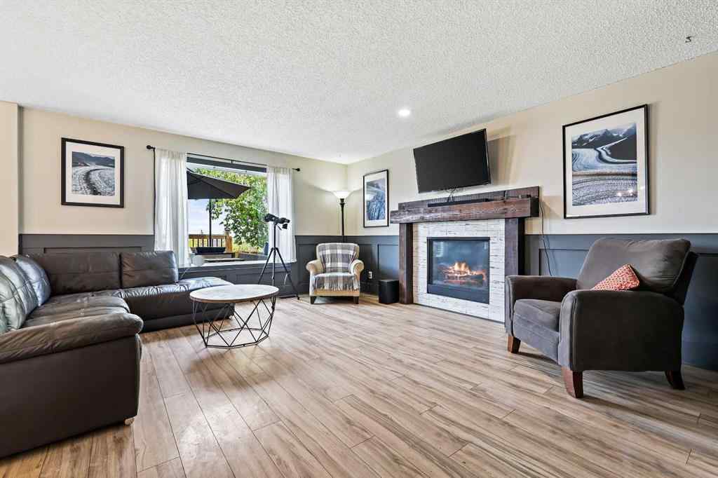 MLS® A2254349 - 24 Westridge Drive SW in Westridge Okotoks, Residential