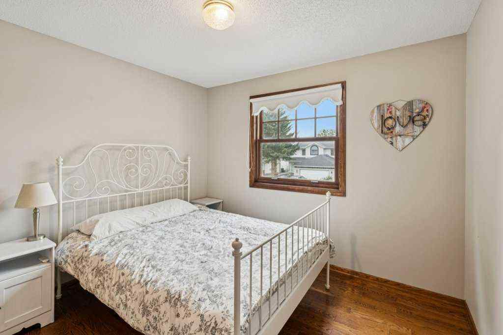 MLS® A2254350 - 59 Sandringham Close NW in Sandstone Valley Calgary, Residential