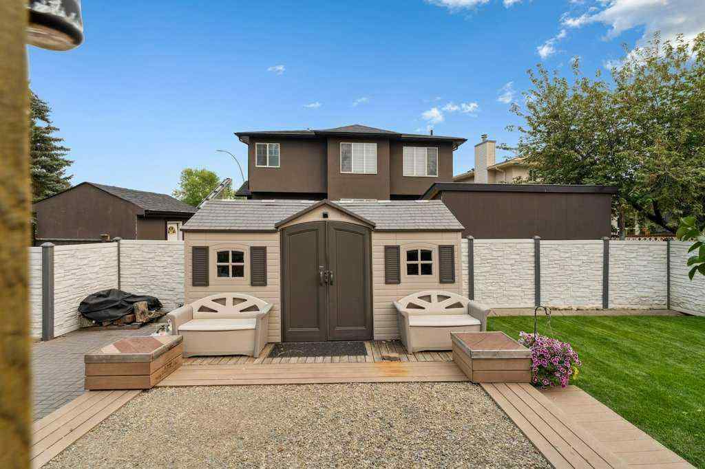 MLS® A2254350 - 59 Sandringham Close NW in Sandstone Valley Calgary, Residential