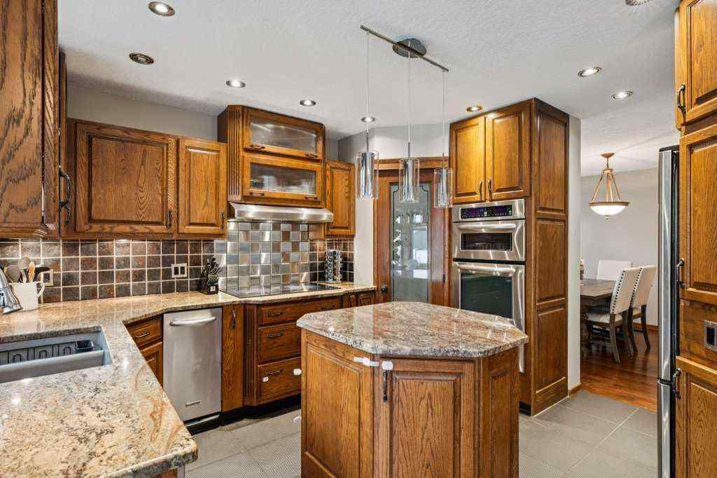 MLS® A2254350 - 59 Sandringham Close NW in Sandstone Valley Calgary, Residential