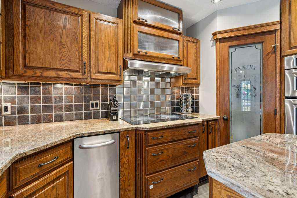 MLS® A2254350 - 59 Sandringham Close NW in Sandstone Valley Calgary, Residential