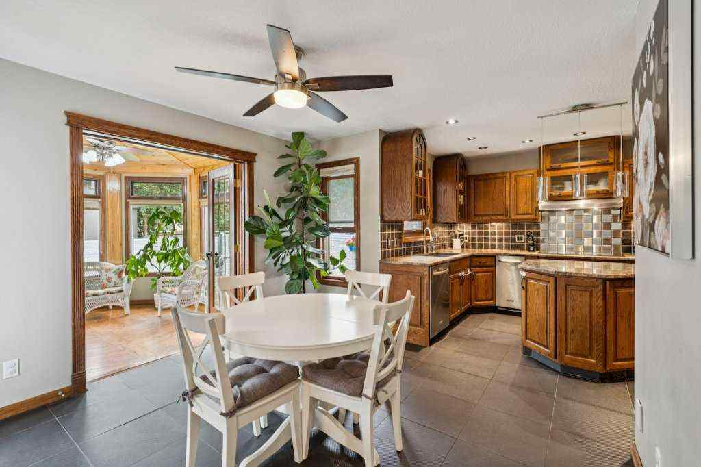 MLS® A2254350 - 59 Sandringham Close NW in Sandstone Valley Calgary, Residential