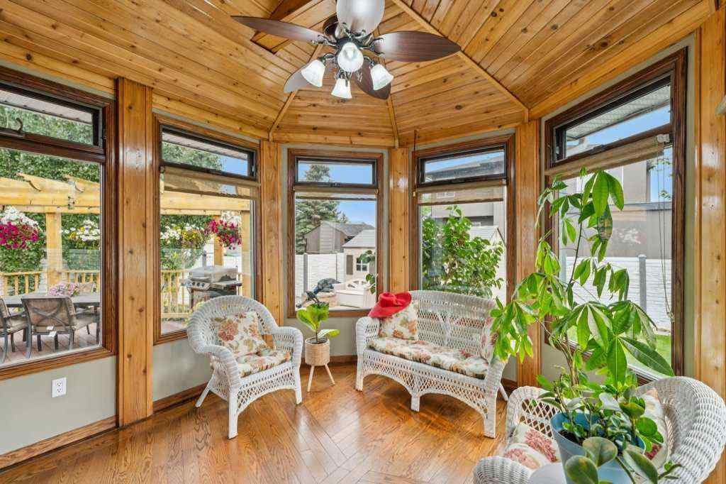 MLS® A2254350 - 59 Sandringham Close NW in Sandstone Valley Calgary, Residential
