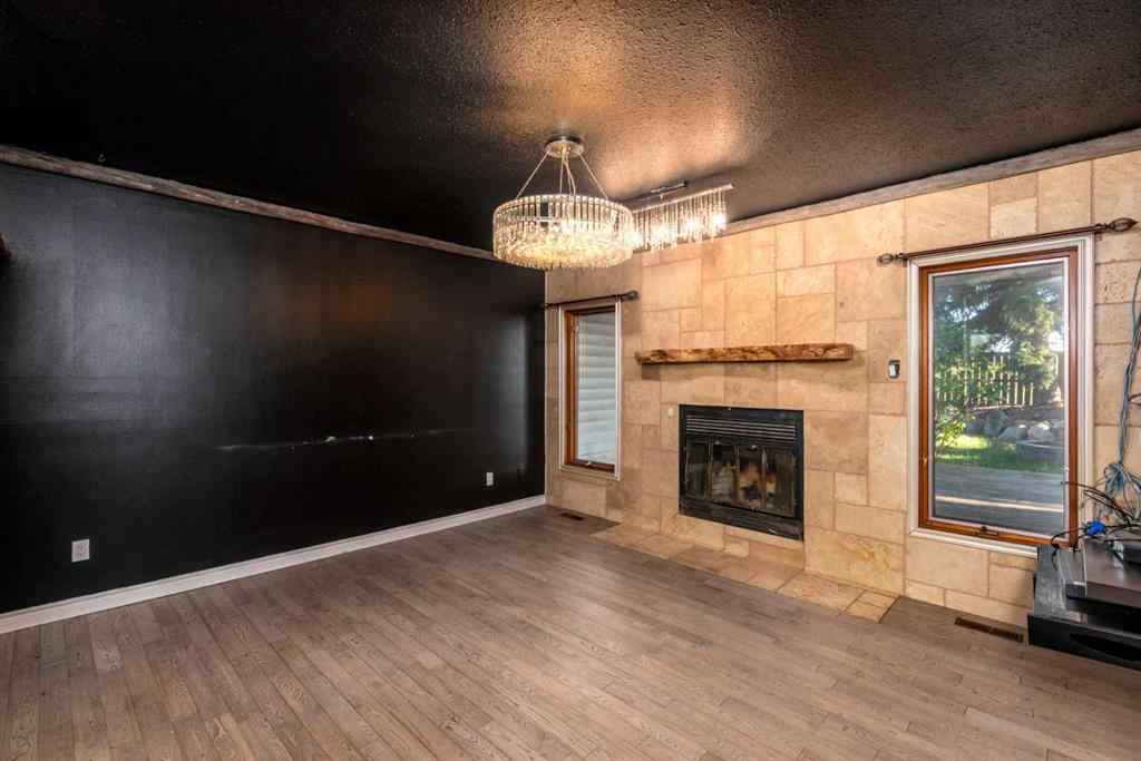 MLS® A2254363 - 5211 26 Street  in Steele Heights Lloydminster, Residential