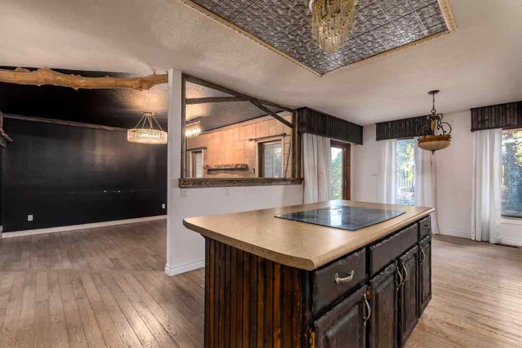 MLS® A2254363 - 5211 26 Street  in Steele Heights Lloydminster, Residential