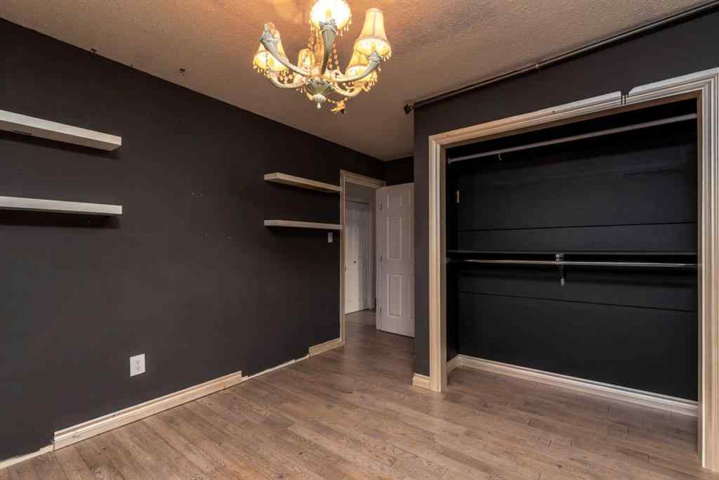 MLS® A2254363 - 5211 26 Street  in Steele Heights Lloydminster, Residential