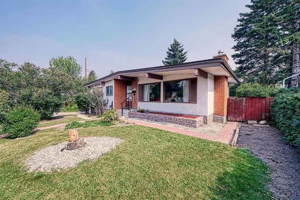 MLS® A2254364 - 10212 8 Street SW in Southwood Calgary, Residential