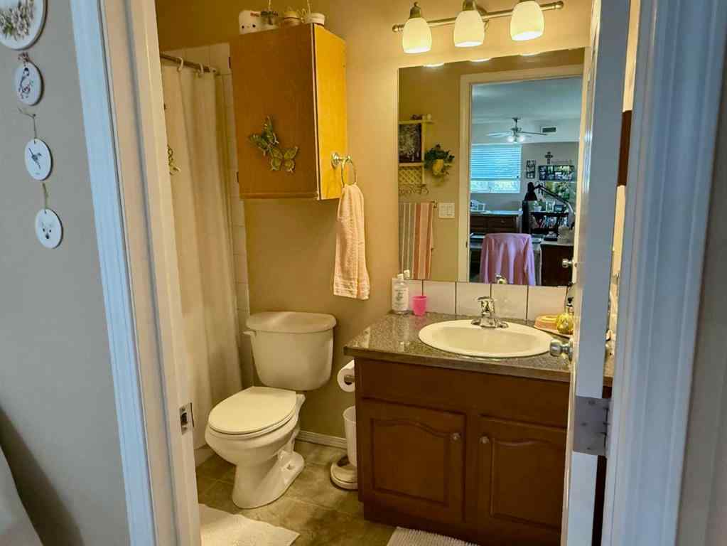 MLS® A2254372 - 4816 50 Avenue  in Breton Breton, Commercial