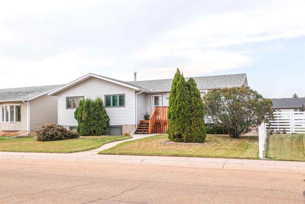 MLS® A2254377 - 6208 Spruce Drive  in Grandview Stettler, Residential