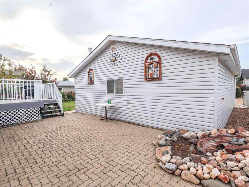 MLS® A2254377 - 6208 Spruce Drive  in Grandview Stettler, Residential