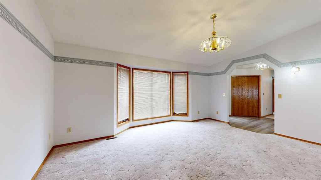 MLS® A2254377 - 6208 Spruce Drive  in Grandview Stettler, Residential