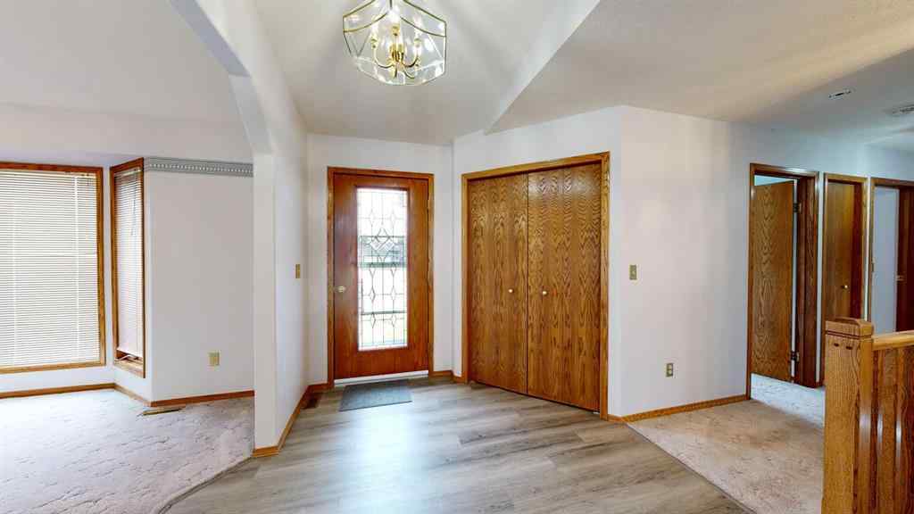 MLS® A2254377 - 6208 Spruce Drive  in Grandview Stettler, Residential