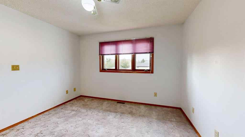 MLS® A2254377 - 6208 Spruce Drive  in Grandview Stettler, Residential