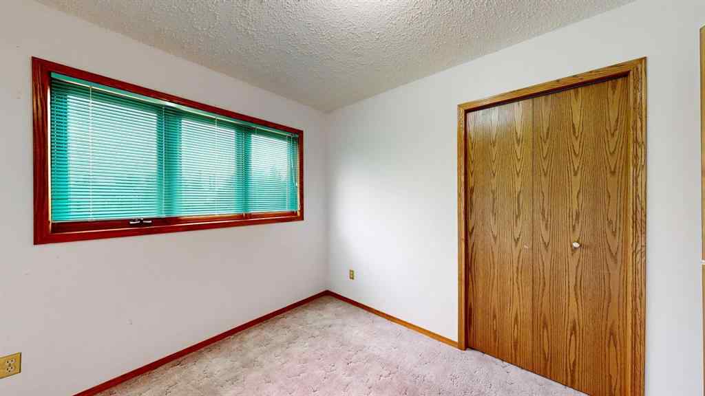 MLS® A2254377 - 6208 Spruce Drive  in Grandview Stettler, Residential