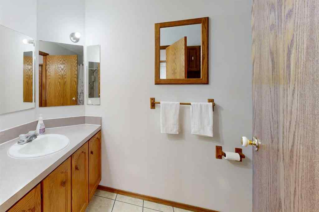 MLS® A2254377 - 6208 Spruce Drive  in Grandview Stettler, Residential