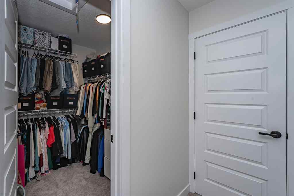MLS® A2254390 - 52 Lewiston Drive NE in Lewisburg Calgary, Residential