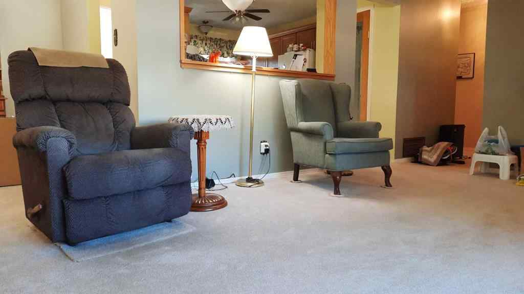 MLS® A2254391 - 414 9 Street E in Riverview Park Drumheller, Residential
