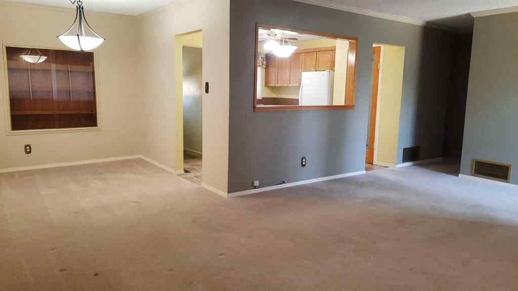 MLS® A2254391 - 414 9 Street E in Riverview Park Drumheller, Residential