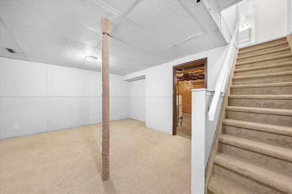 MLS® A2254395 - 61 Falmere Way NE in Falconridge Calgary, Residential
