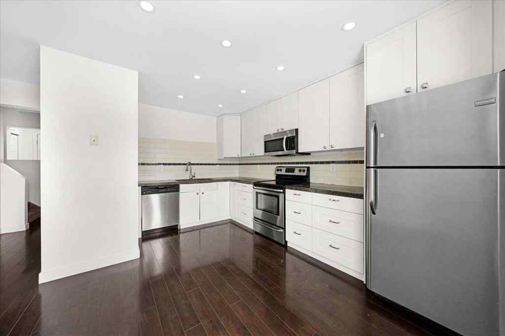 MLS® A2254395 - 61 Falmere Way NE in Falconridge Calgary, Residential