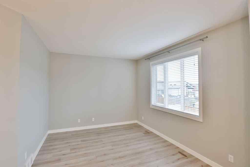 MLS® A2254397 - 526 Devonia Road W in The Crossings Lethbridge, Residential