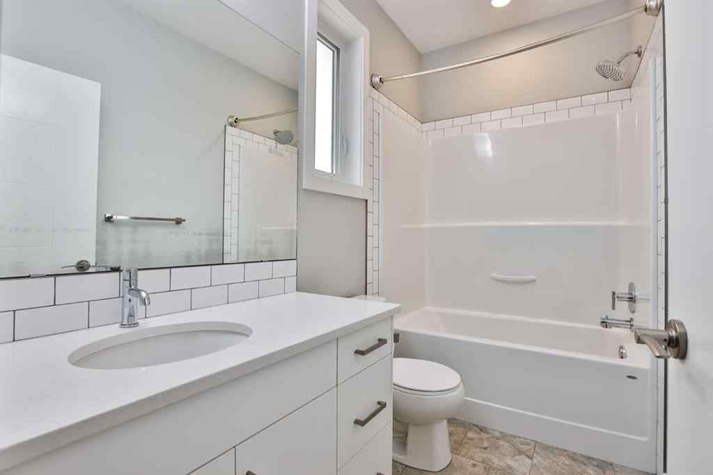 MLS® A2254397 - 526 Devonia Road W in The Crossings Lethbridge, Residential
