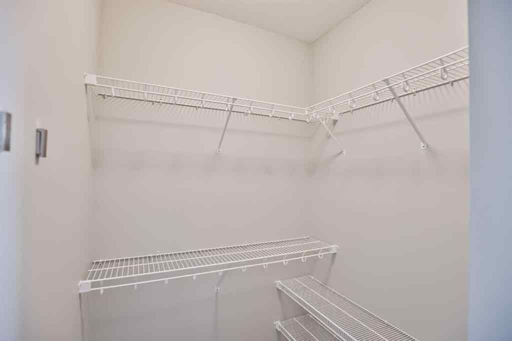 MLS® A2254397 - 526 Devonia Road W in The Crossings Lethbridge, Residential
