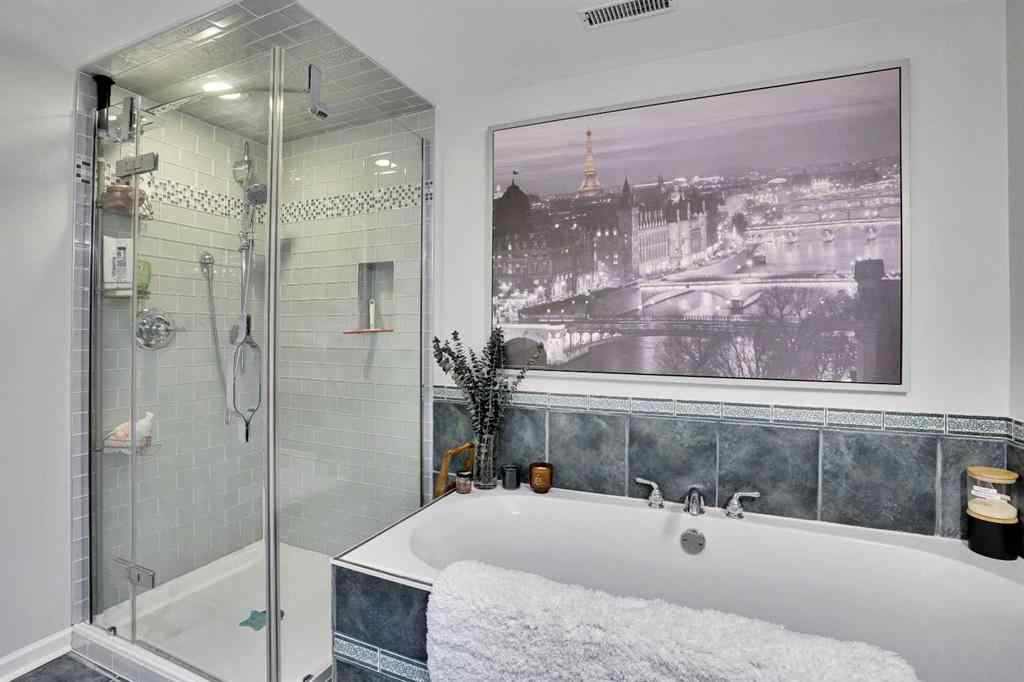 MLS® A2254399 - 3045 26A Street SW in Richmond Calgary, Residential