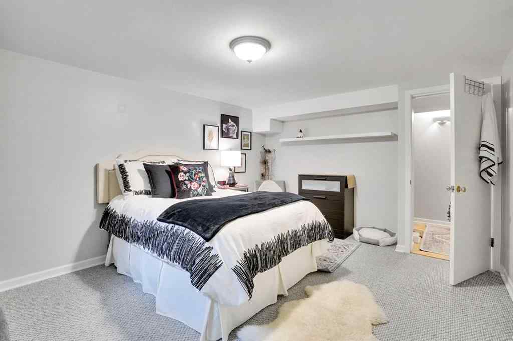 MLS® A2254399 - 3045 26A Street SW in Richmond Calgary, Residential