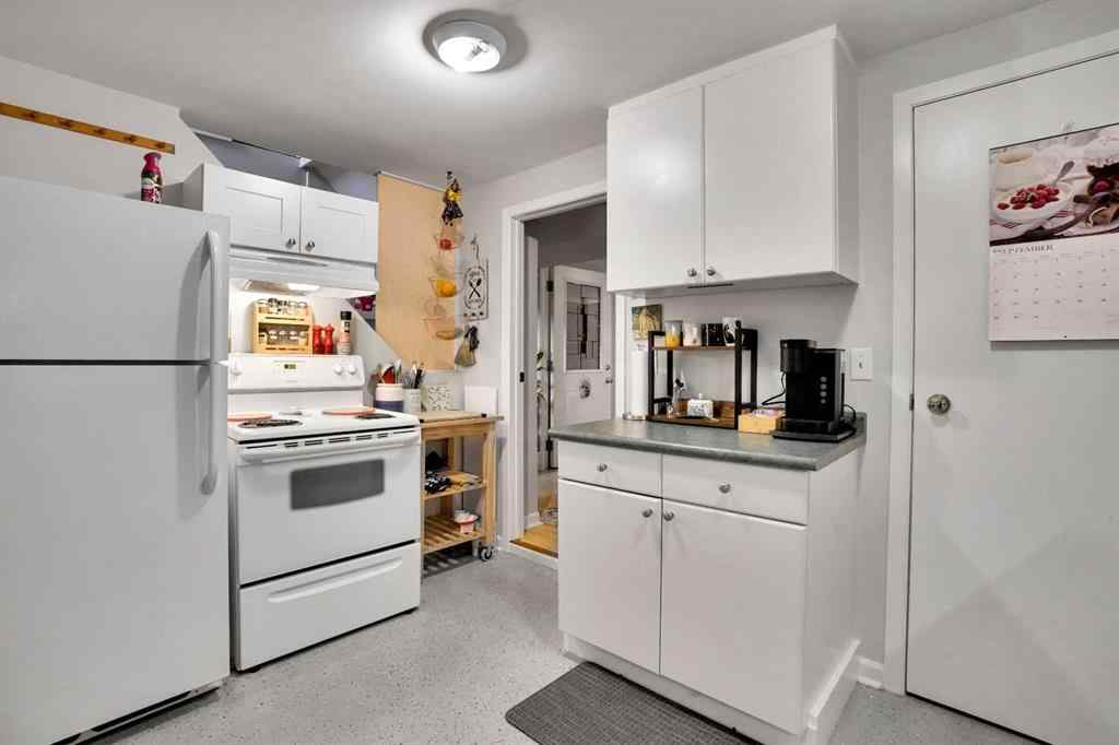 MLS® A2254399 - 3045 26A Street SW in Richmond Calgary, Residential