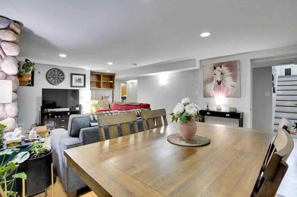 MLS® A2254399 - 3045 26A Street SW in Richmond Calgary, Residential