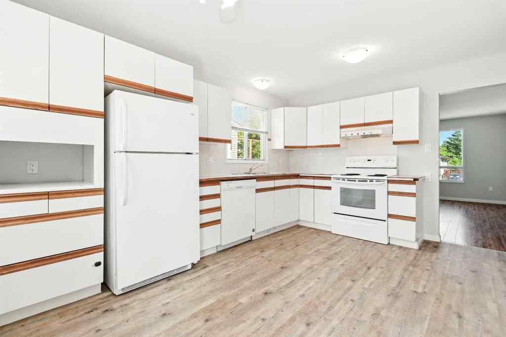 MLS® A2254400 - 14 Griffiths Avenue  in Glendale Park Estates Red Deer, Residential