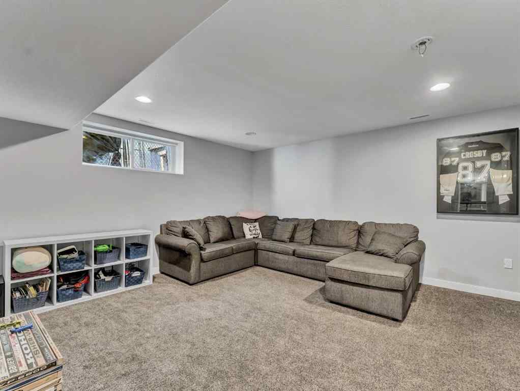 MLS® A2254402 - 47 Sterling Link SE in SE Southridge Medicine Hat, Residential