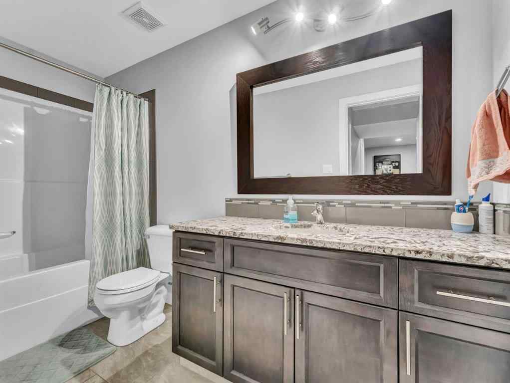 MLS® A2254402 - 47 Sterling Link SE in SE Southridge Medicine Hat, Residential