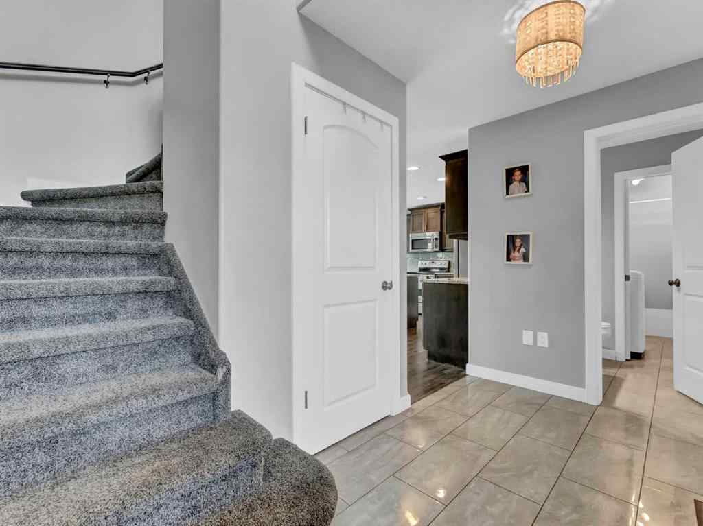 MLS® A2254402 - 47 Sterling Link SE in SE Southridge Medicine Hat, Residential