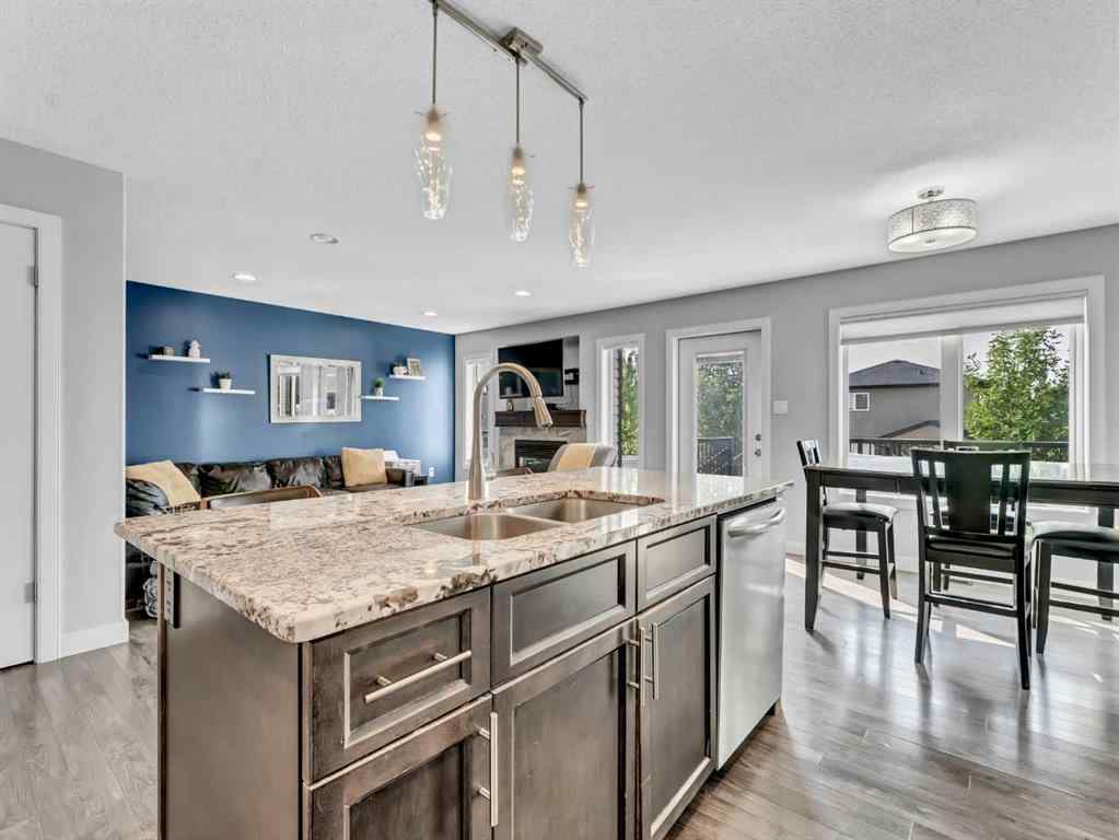 MLS® A2254402 - 47 Sterling Link SE in SE Southridge Medicine Hat, Residential