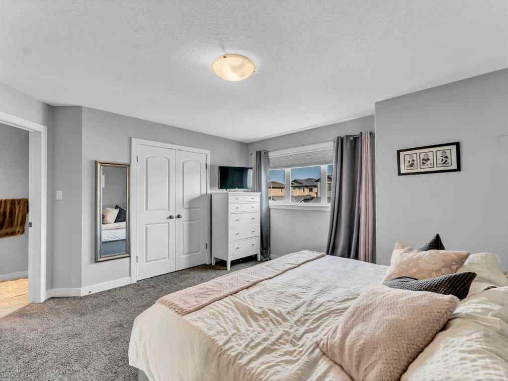 MLS® A2254402 - 47 Sterling Link SE in SE Southridge Medicine Hat, Residential
