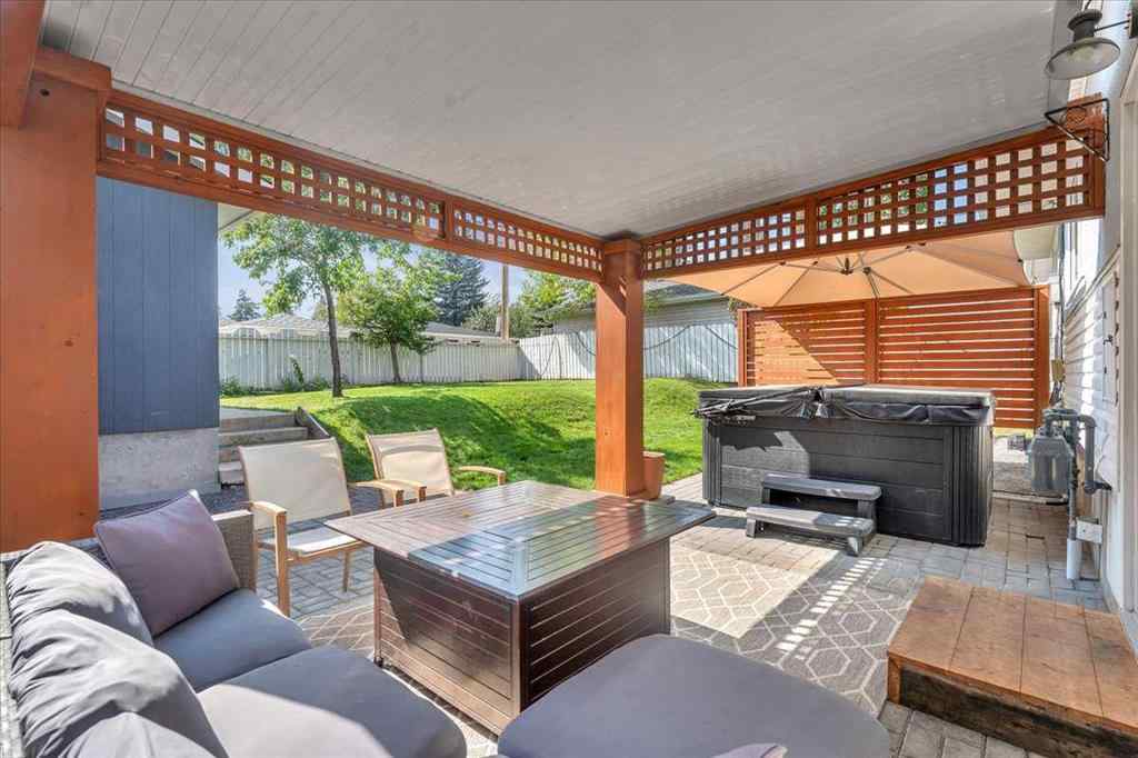 MLS® A2254403 - 85 Warwick Drive SW in Westgate Calgary, Residential