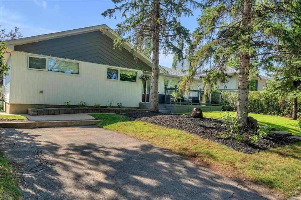 MLS® A2254403 - 85 Warwick Drive SW in Westgate Calgary, Residential
