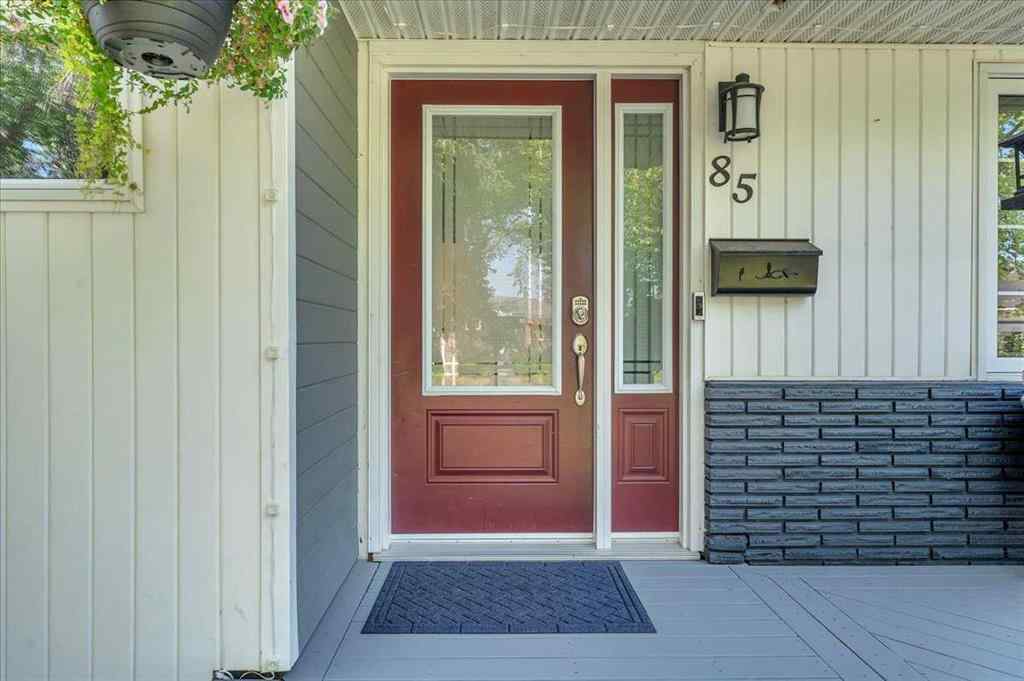 MLS® A2254403 - 85 Warwick Drive SW in Westgate Calgary, Residential