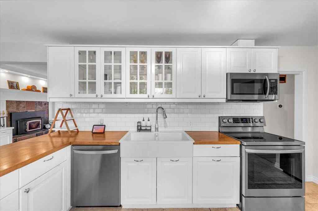 MLS® A2254403 - 85 Warwick Drive SW in Westgate Calgary, Residential
